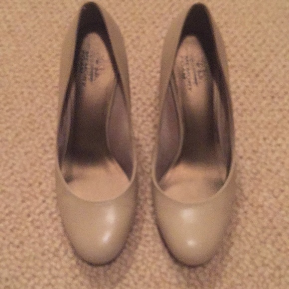 life stride velocity memory foam shoes
